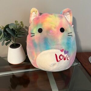 Squishmallow Cindy Love tie-dye Cat